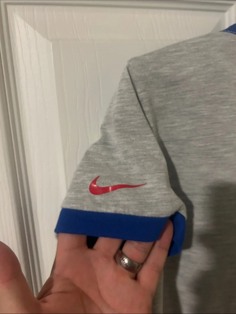 Nike Boys Gray & Blue Baseball Mascot Tee and shorts 7 (fits like a 6)